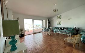 Attic In Cadaques , With Parking